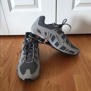 Like New Nike Shox! Size 11.5
